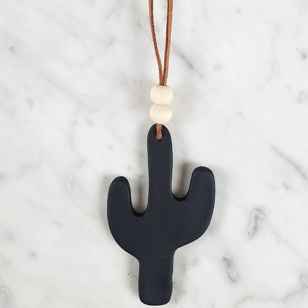 Black Cactus Clay Oil Diffuser